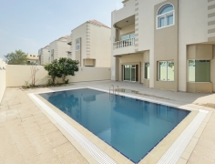 5BR Commercial Villa with Pool in Duhail